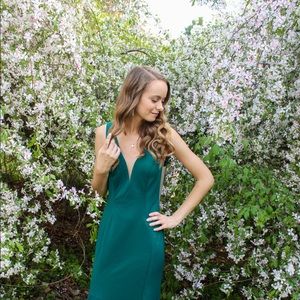 Emerald green size 2 prom dress